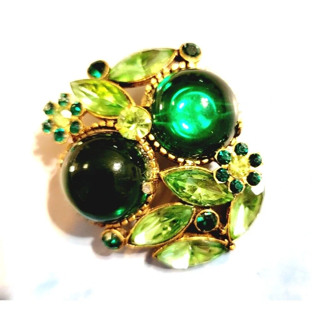 Vintage Large Gripoix Rhinestone Brooch Pin, Green Glass Floral Mogul Jewelry